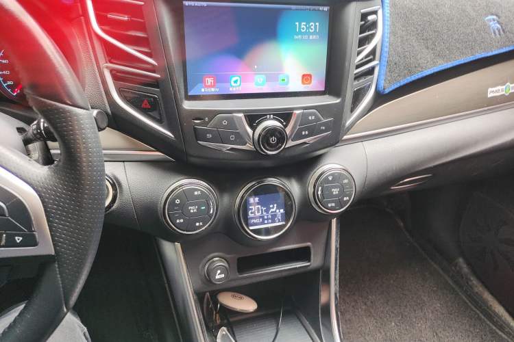 Used BYD Song New Energy 2017 Song DM 1.5TID All-Wheel Drive Luxury Model Audio And AC Panel