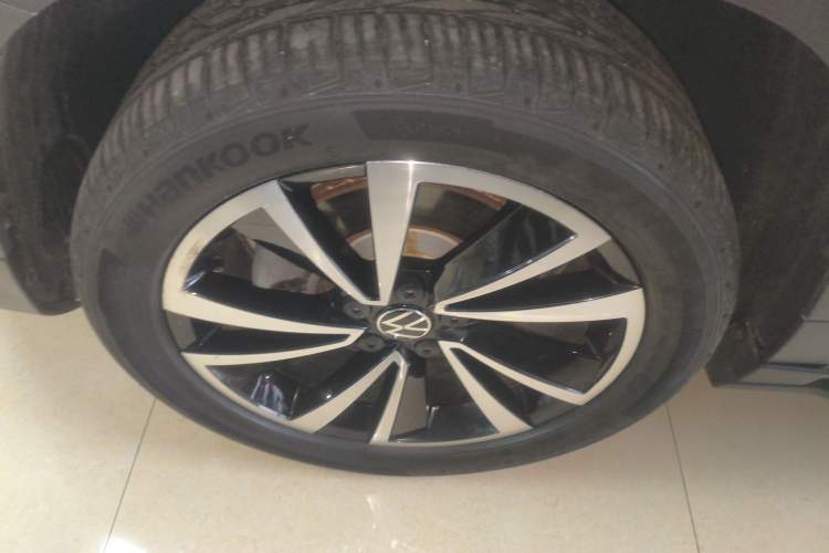 Used Volkswagen Tharu 2021 280TSI Two-Wheel-Drive Luxury Edition
