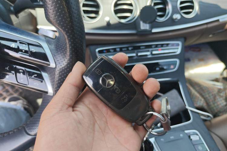 Used Mercedes-Benz E-Class 2021 E 300 L Sporty and Stylish Model Vehicle Key