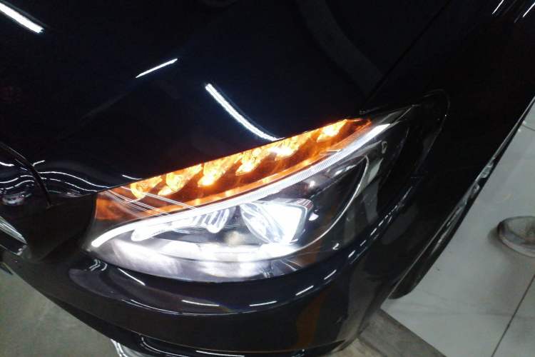 Used Mercedes-Benz C-Class 2018 C 200 L Sport Edition Left Front Headlight