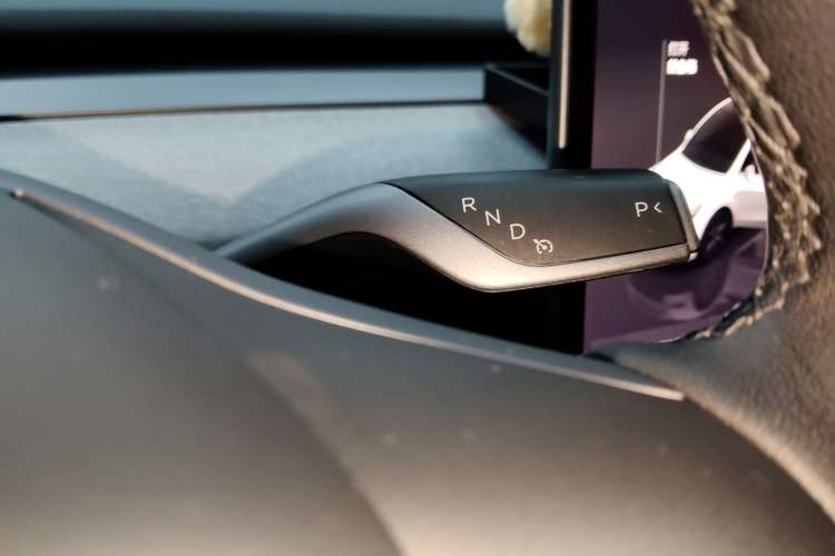 Used Tesla Model Y 2022 Rear-Wheel-Drive Version Gear Lever