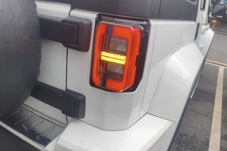 Used BAIC Off-Road BJ40 2023 2.0D Automatic Four-Wheel Drive Blade Hero Edition Adventurer Type
