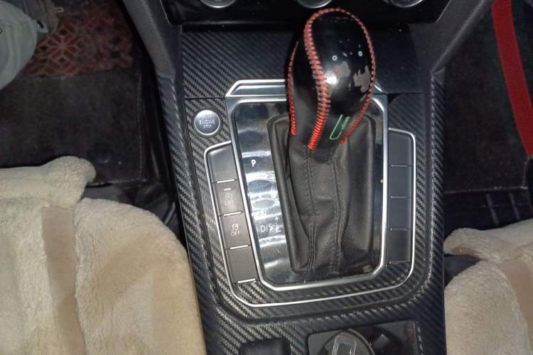 Used Volkswagen Magotan 2017 330TSI DSG Luxury Model