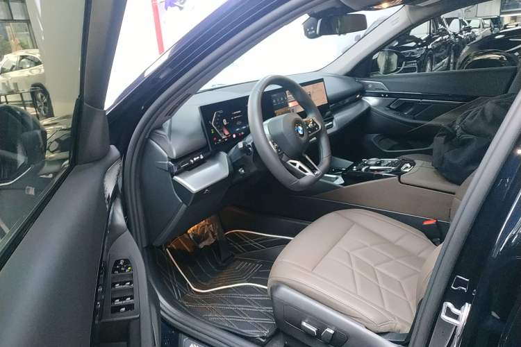 Used BMW 5 Series 2025 530Li Leading Model M Sport Package
