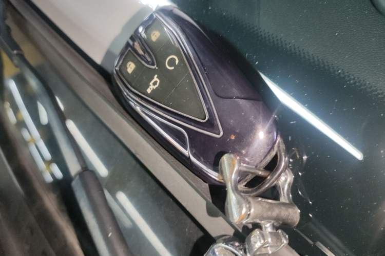 Used Changan UNI-K iDD 2023 Smart Electric iDD 1.5T 135km Smart Leading Model
