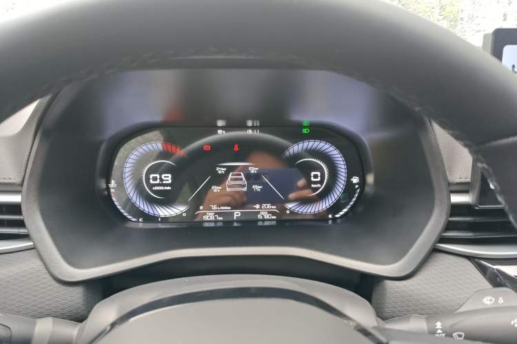 Used Geely Auto Emgrand 2025 4th Generation 1.5L CVT Luxury Version Instrument Cluster