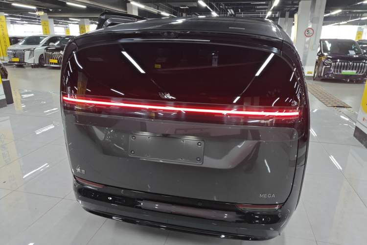 Used Li Auto MEGA 2024 Ultra Model