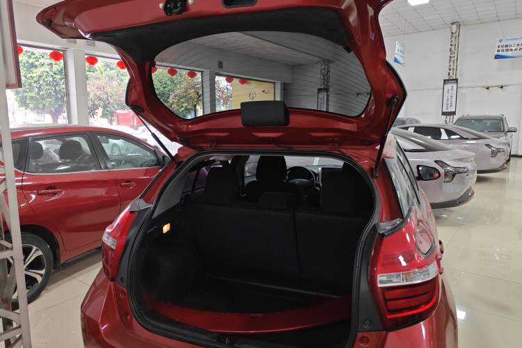 Used Toyota YARiS L Zhi Xuan 2016 Revised 1.5E CVT Charming Edition