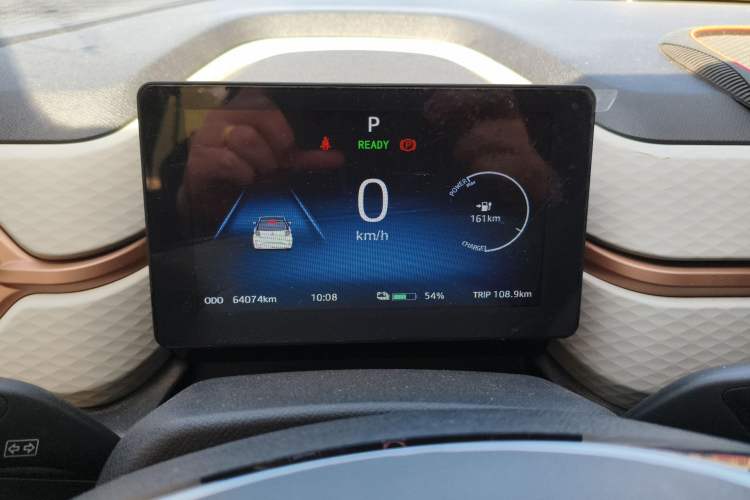 Used SOL E10X 2021 302 km Range Fashion Edition 31.4 kWh
