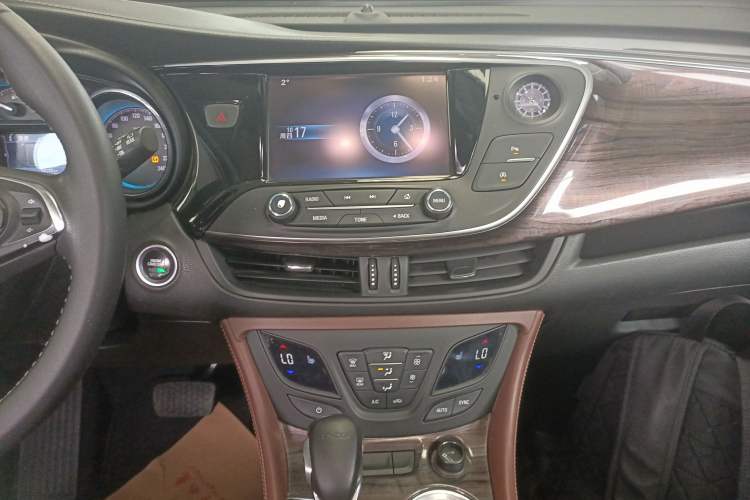 Used Buick Envision 2016 20T Two-Wheel-Drive Elite Model
