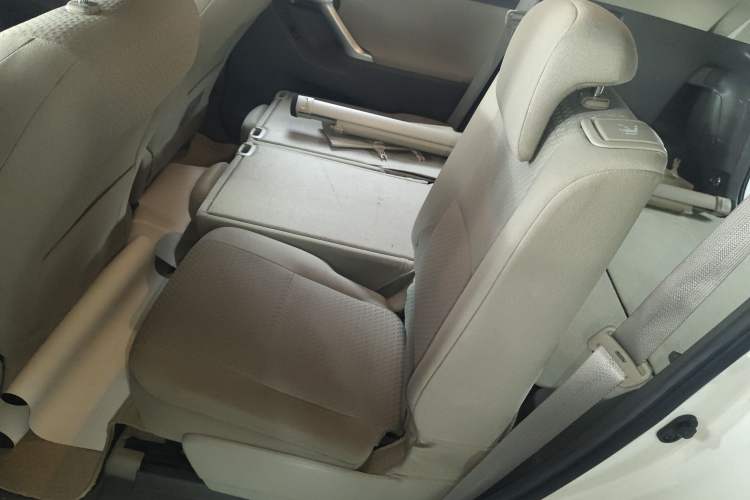 Used Toyota Verso 2014 Starlight 180E CVT Elite Edition
