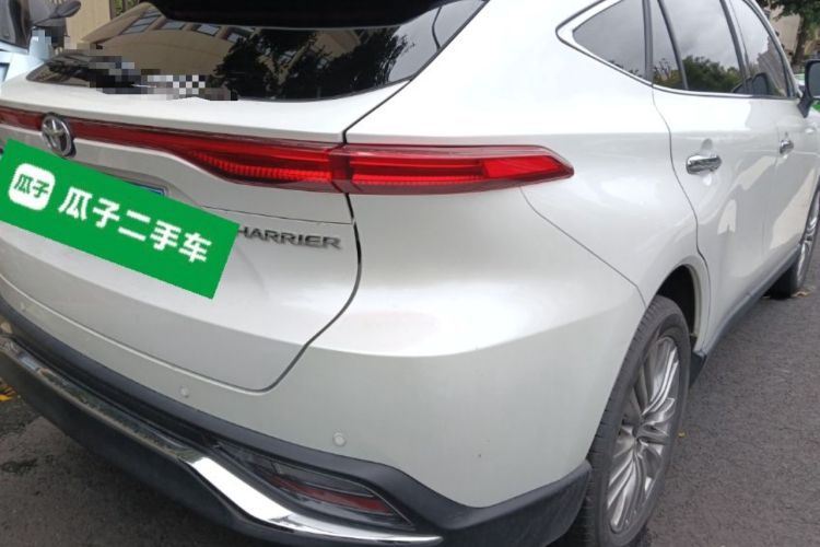 Used Toyota Harrier 2022 2.0L CVT Two-Wheel Drive Deluxe Edition