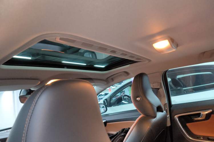 Used Volvo S60 2019 S60L Facelift T5 Intelligent Advanced Edition
