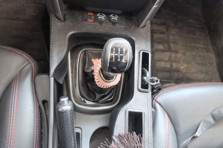 Used Chery Tiggo 3 2015 1.6L Manual Zhishang Commemorative Edition
