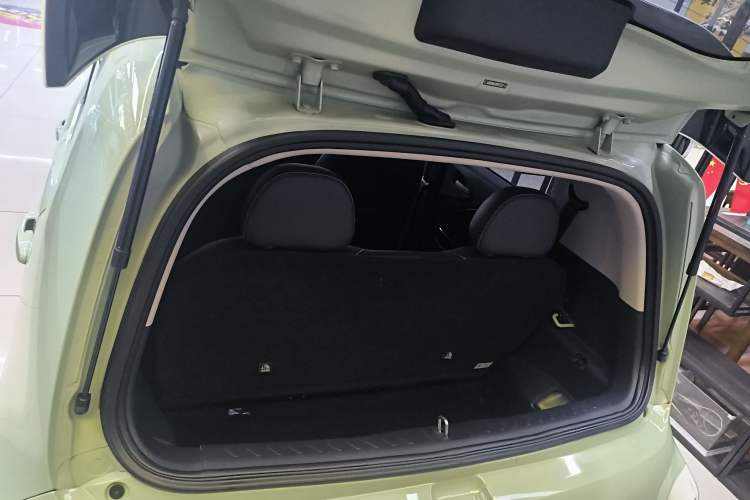 Used ORA White Cat 2022 Xiao Yean Cat Edition 360km Deluxe Model Ternary Lithium
