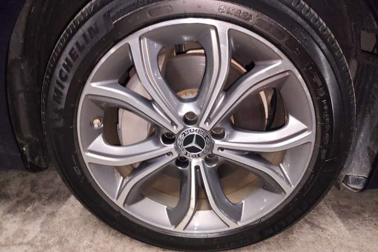 Used Mercedes-Benz E-Class 2020 E 300 L Sporty and Stylish Model