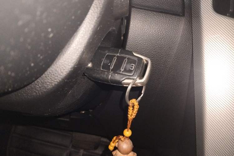 Used Luxgen U6 SUV 2015 1.8T Fashion Edition Vehicle Key