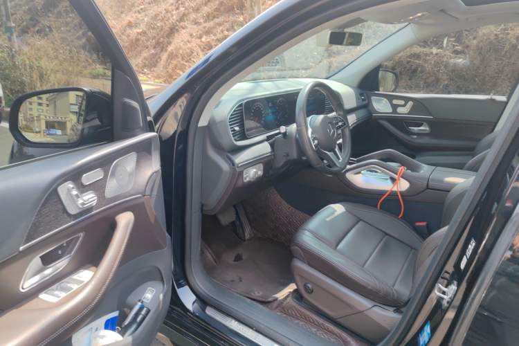 Used Mercedes-Benz GLE 2020 GLE 450 4MATIC Stylish Model Driver Seat