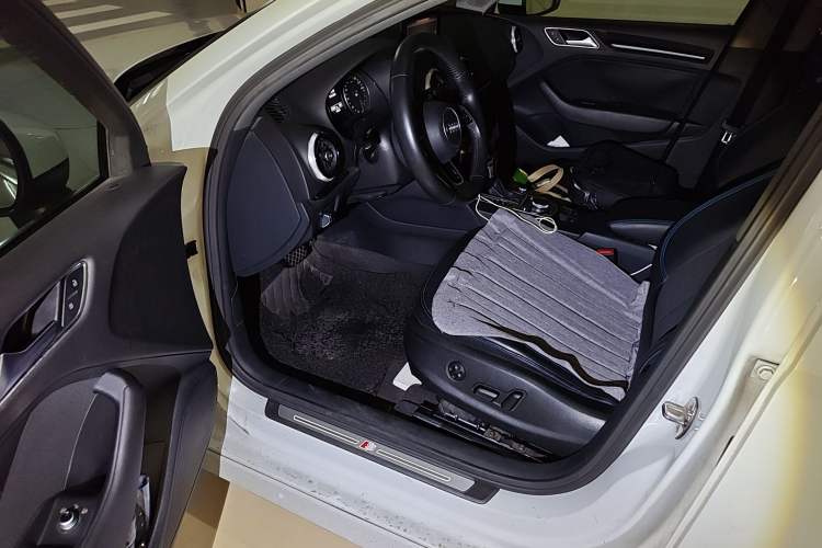 Used Audi A3 2018 30th Anniversary Edition Limousine 35 TFSI Fashion Model Driver Seat