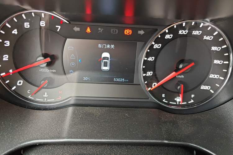 Used CHANGAN CS35PLUS 2018 1.6L Manual Cool Edition China V Standard Odometer Close Up