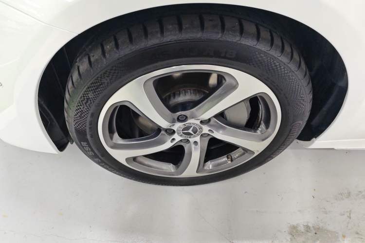 Used Mercedes-Benz E-Class 2018 Restyled E 300 L Sport Luxury Edition