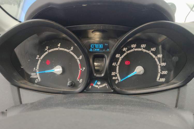 Used Ford Fiesta 2013 Sedan 1.5L Manual Fashion Edition
