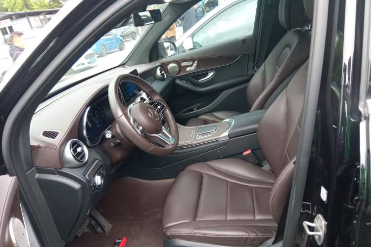 Used Mercedes-Benz GLC 2022 Second Facelift GLC 260 L 4MATIC Luxury Edition