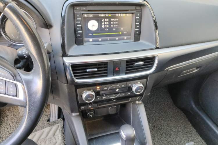 Used Mazda CX-5 2015 2.5L Automatic 4x4 Prestige Edition
