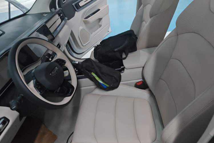 Used Geely Auto icon 2023 1.5TD Chocolate Smoothie Edition
