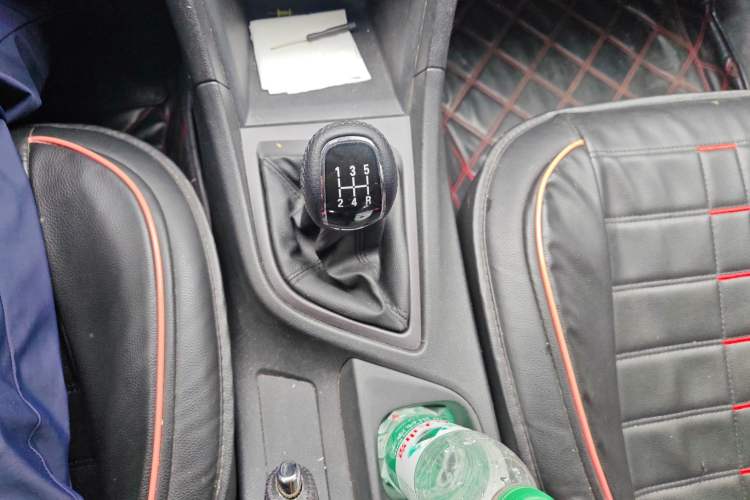 Used Chery Arrizo 5 2017 1.5L Manual Lingchao Edition Gear Lever
