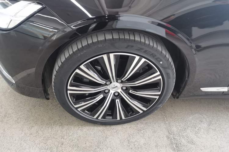 Used Volvo S90 2023 B5 Zhiyuan Luxury Edition