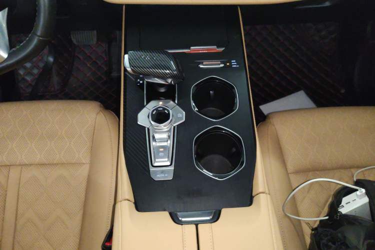 Used Changan UNI-K 2021 2.0T All-Wheel Drive Prestige Version