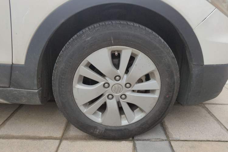 Used Suzuki S-Cross 2014 1.6L CVT Two-Wheel Drive Elite Version
