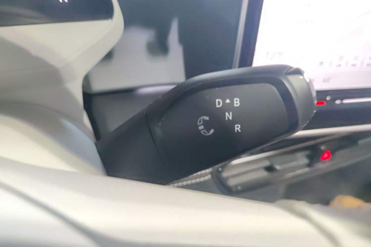 Used Volkswagen ID.3 2025 Smart Edition Outstanding Model
