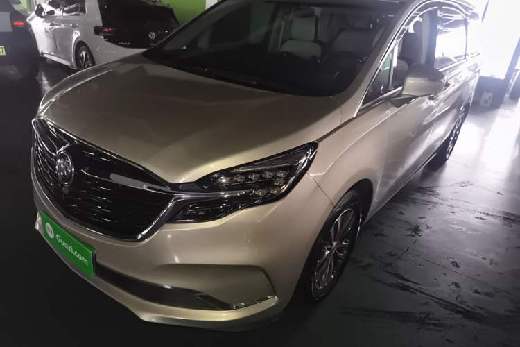 Used Buick GL8 2021 ES Landtrek 653T Comfort Edition