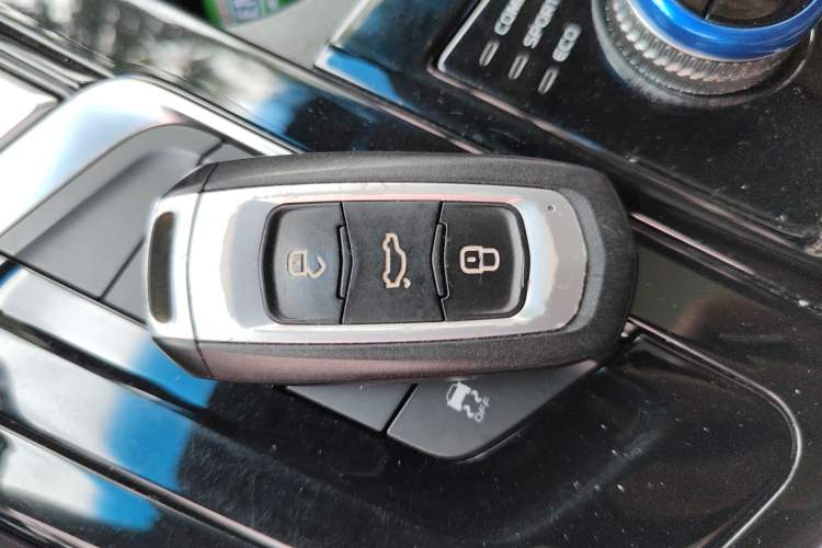 Used Geely Auto Emgrand GT New Energy 2018 1.5T PHEV Yao Ling Edition Vehicle Key