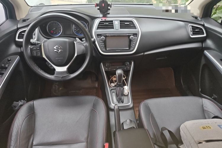 Used Suzuki S-Cross 2014 1.6L CVT Two-Wheel Drive Elite Version
