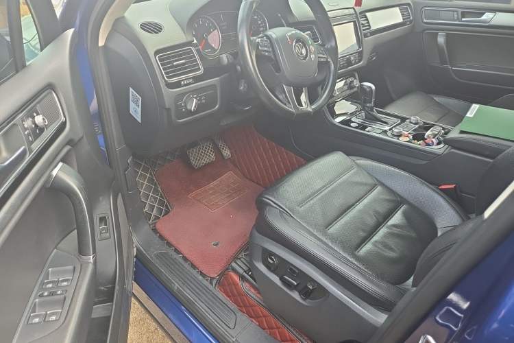 Used Volkswagen Touareg 2017 3.0 TSI Touareg Model Driver Seat