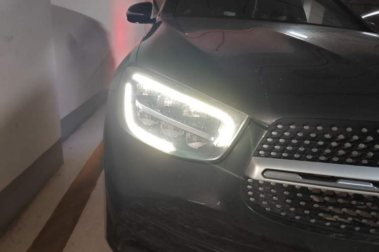 Used Mercedes-Benz GLC 2020 Facelift GLC 260 L 4MATIC Luxury Edition Right Front Headlight