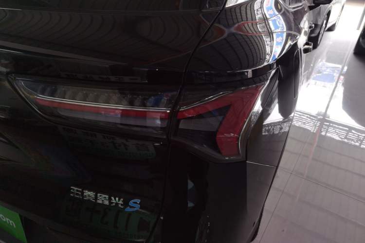 Used Wuling Xingguang S 2025 Model, 130km Flagship Edition