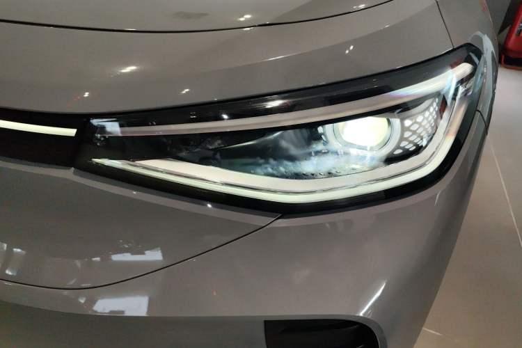 Used Volkswagen ID.4 CROZZ 2022 Long-Range Lite PRO Edition
