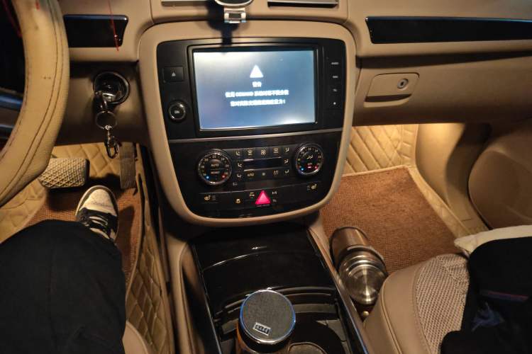 Used Mercedes-Benz R-Class 2017 R 320 4MATIC Business Edition Prestige Model