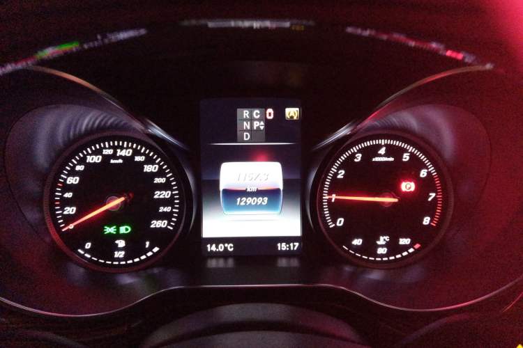 Used Mercedes-Benz V-Class 
