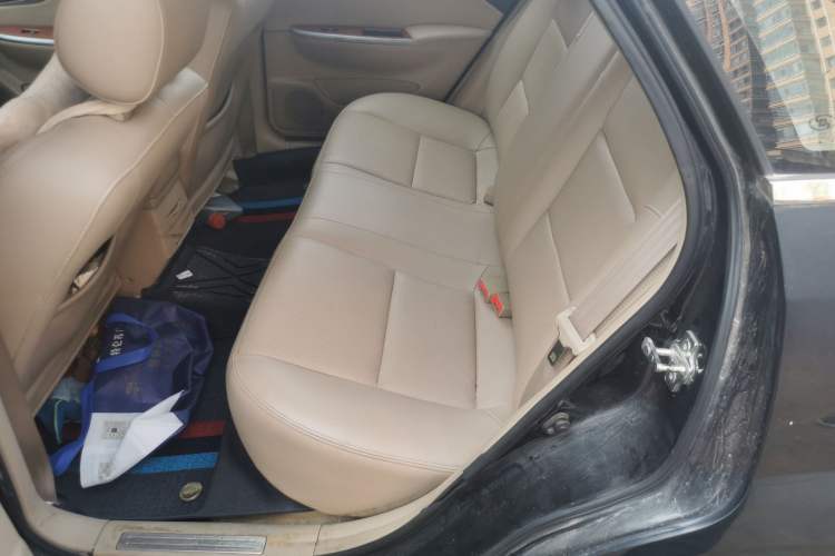 Used Buick Excelle 2011 1.6 LE-MT
