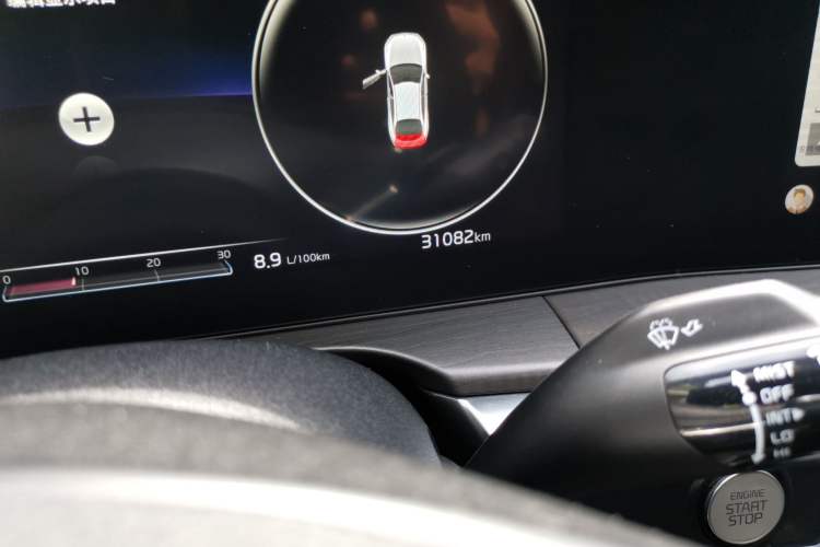 Used Kia K5 2020 270T CVVD Luxury Tech Edition Odometer Close Up