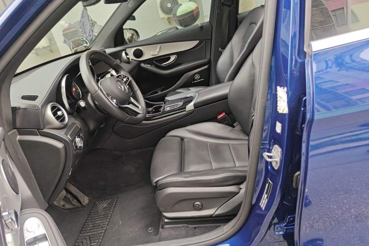 Used Mercedes-Benz GLC 2020 GLC 260 L 4MATIC Dynamic Model
