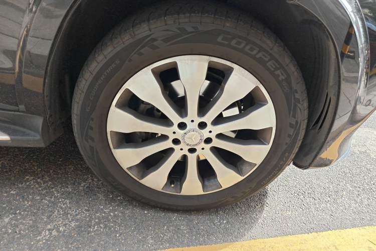 Used Mercedes-Benz GLS 2016 GLS 400 4MATIC Dynamic Model
