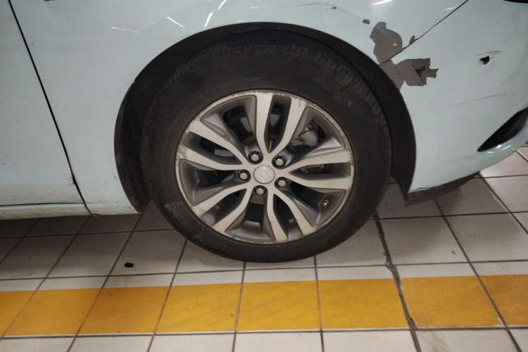 Used Buick GT 2018 18T Automatic Elite Model