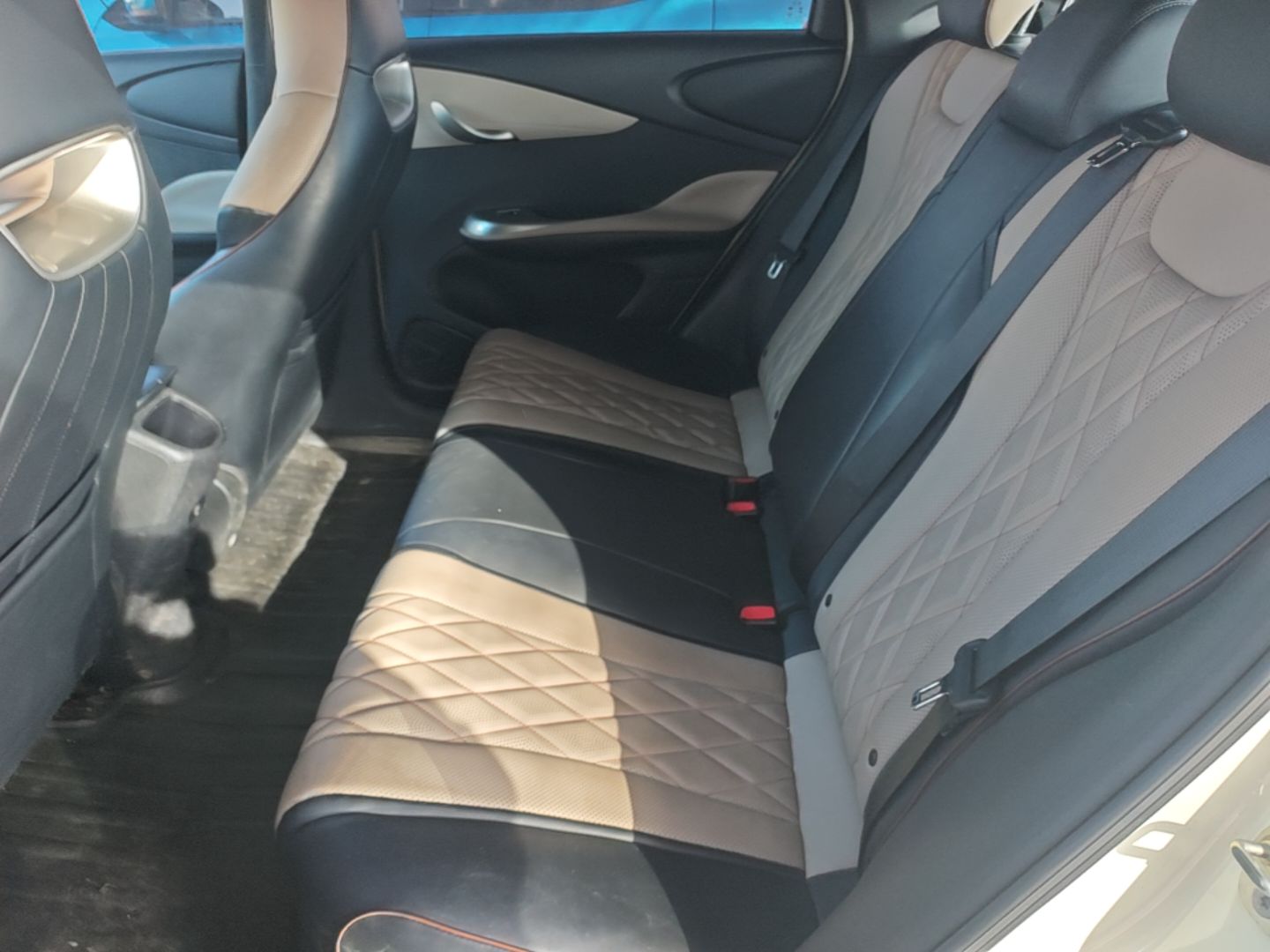 BYD Dolphin 2021 405 km Fashion Edition — снимка 20