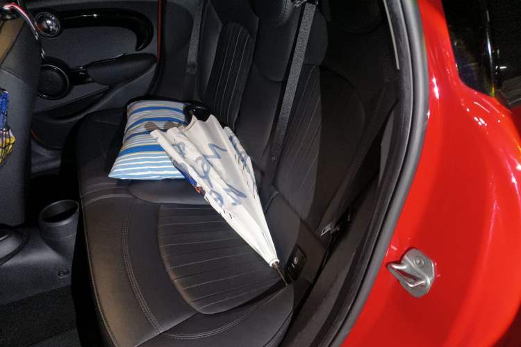 Used MINI 2019 2.0T COOPER S Artist Five-Door Edition Left Rear Seat